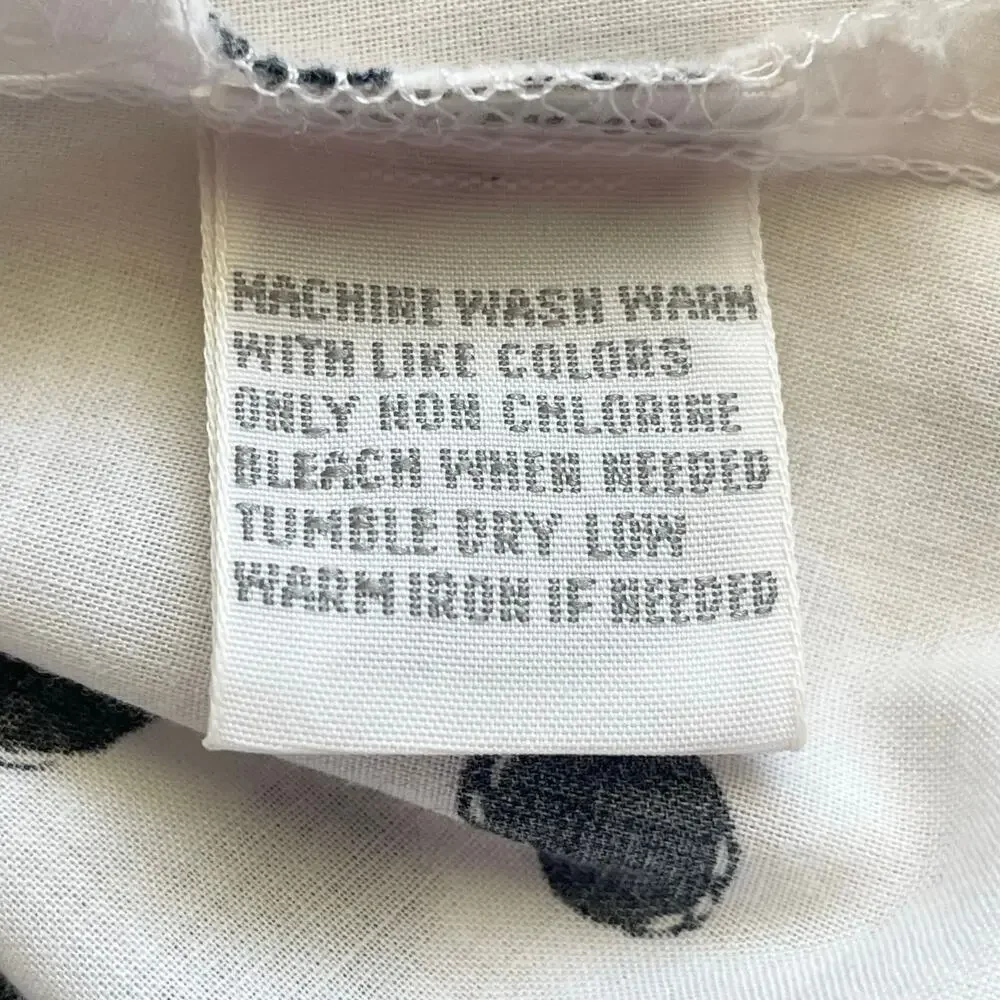 Foxcroft white black